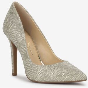 Jessica Simpson Cassani Pump